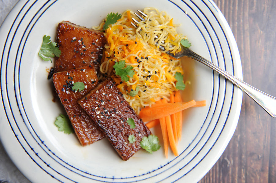 Steaks Daikon + Nouilles aux carottes cuites deux fois 