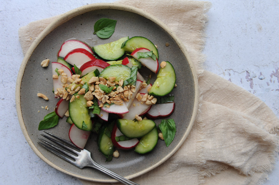 Salade rafraîchissante de concombre et radis 